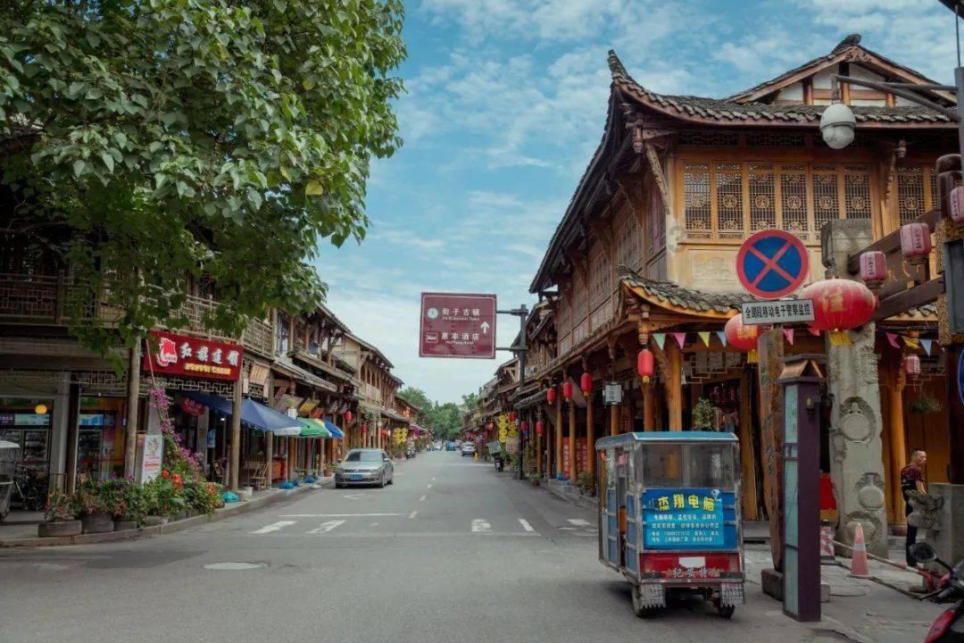 特朗普强势回归,吓坏两国领导人,唯一能阻止他的,只剩一个地方